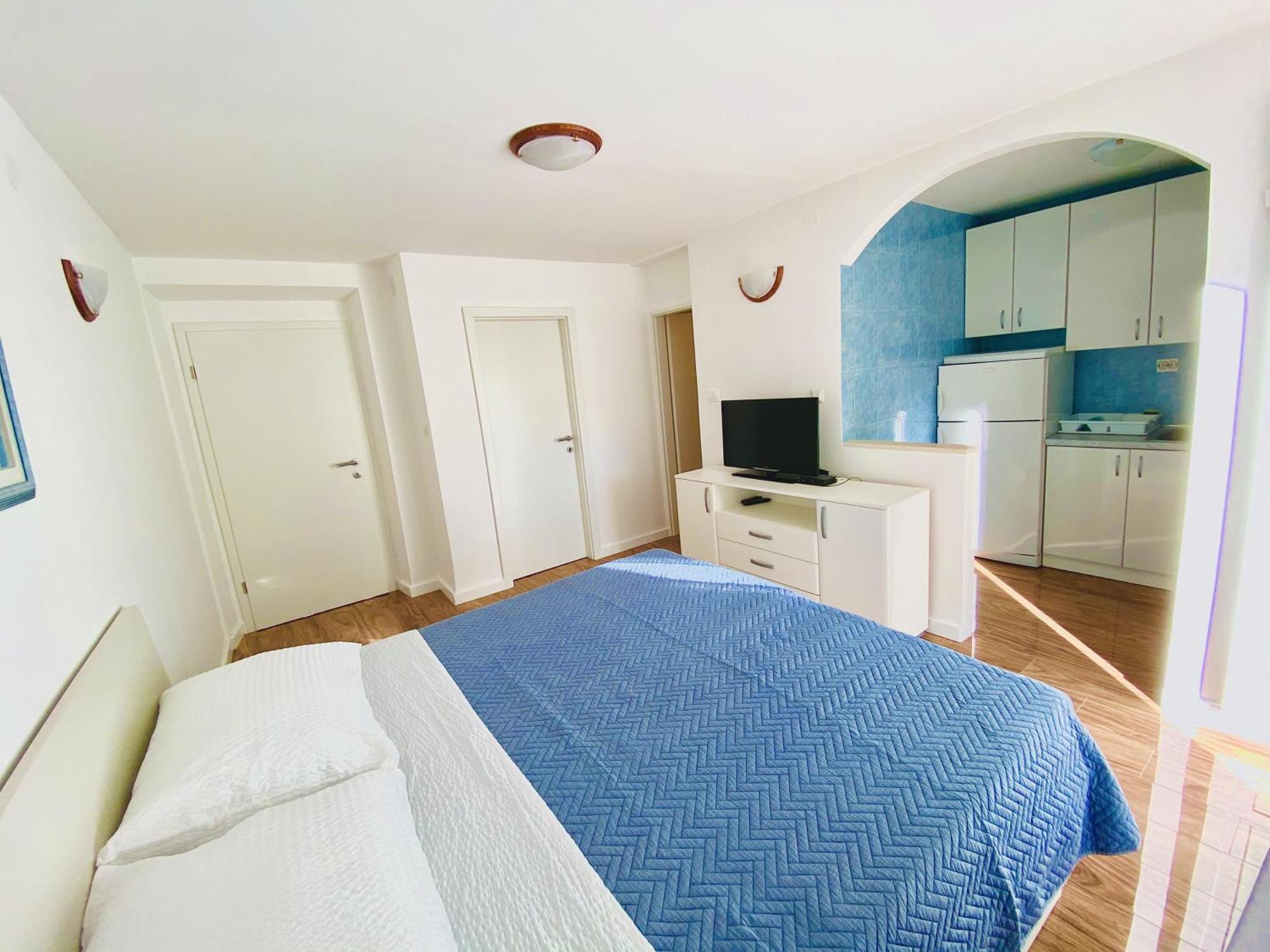 Apartments By The Sea Postira, Brac - 2928 Rom bilde